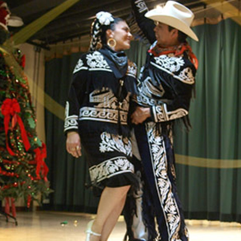 Hermanos Escamilla Trick Rope Show